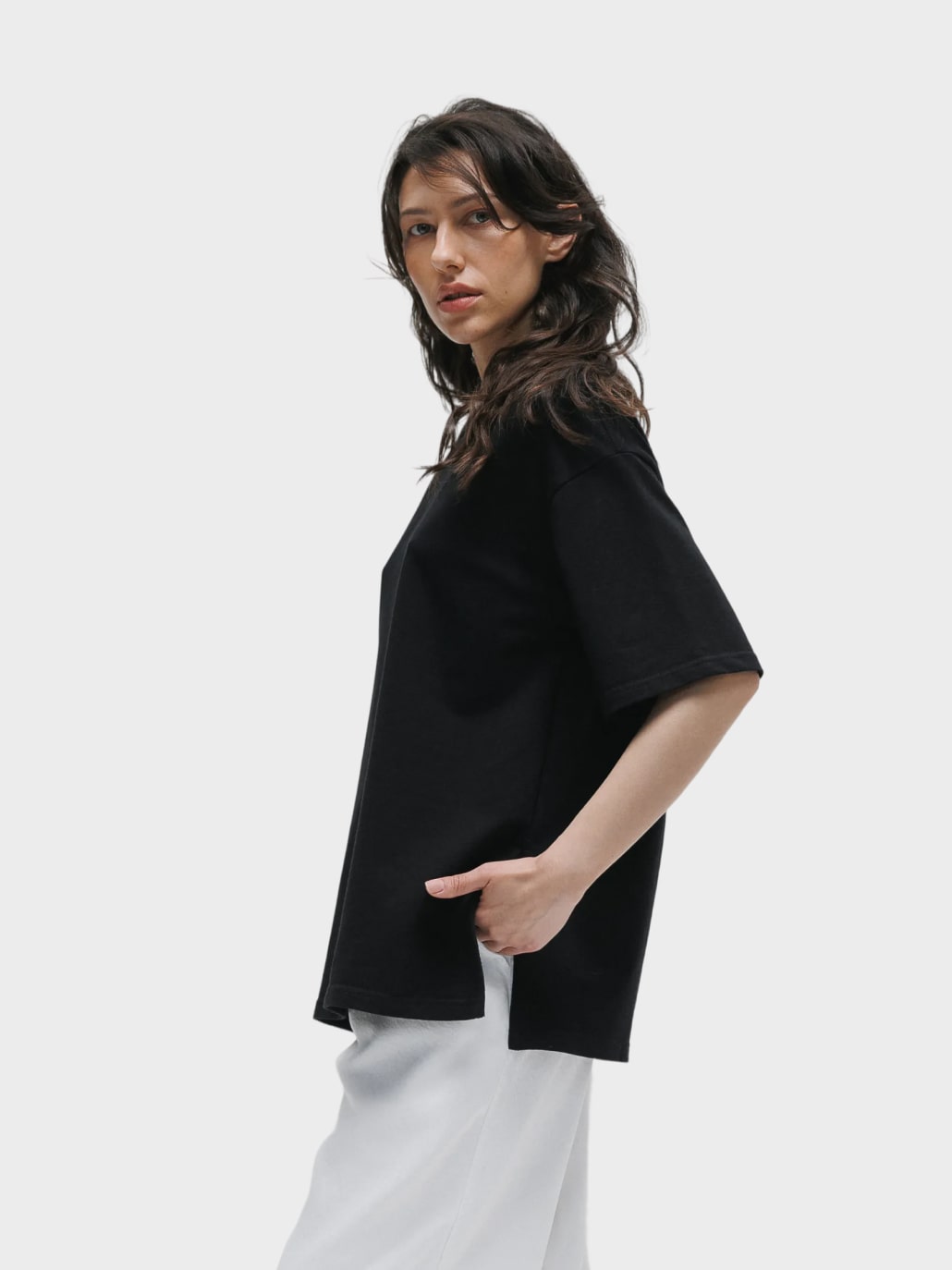 Футболка жіноча чорна