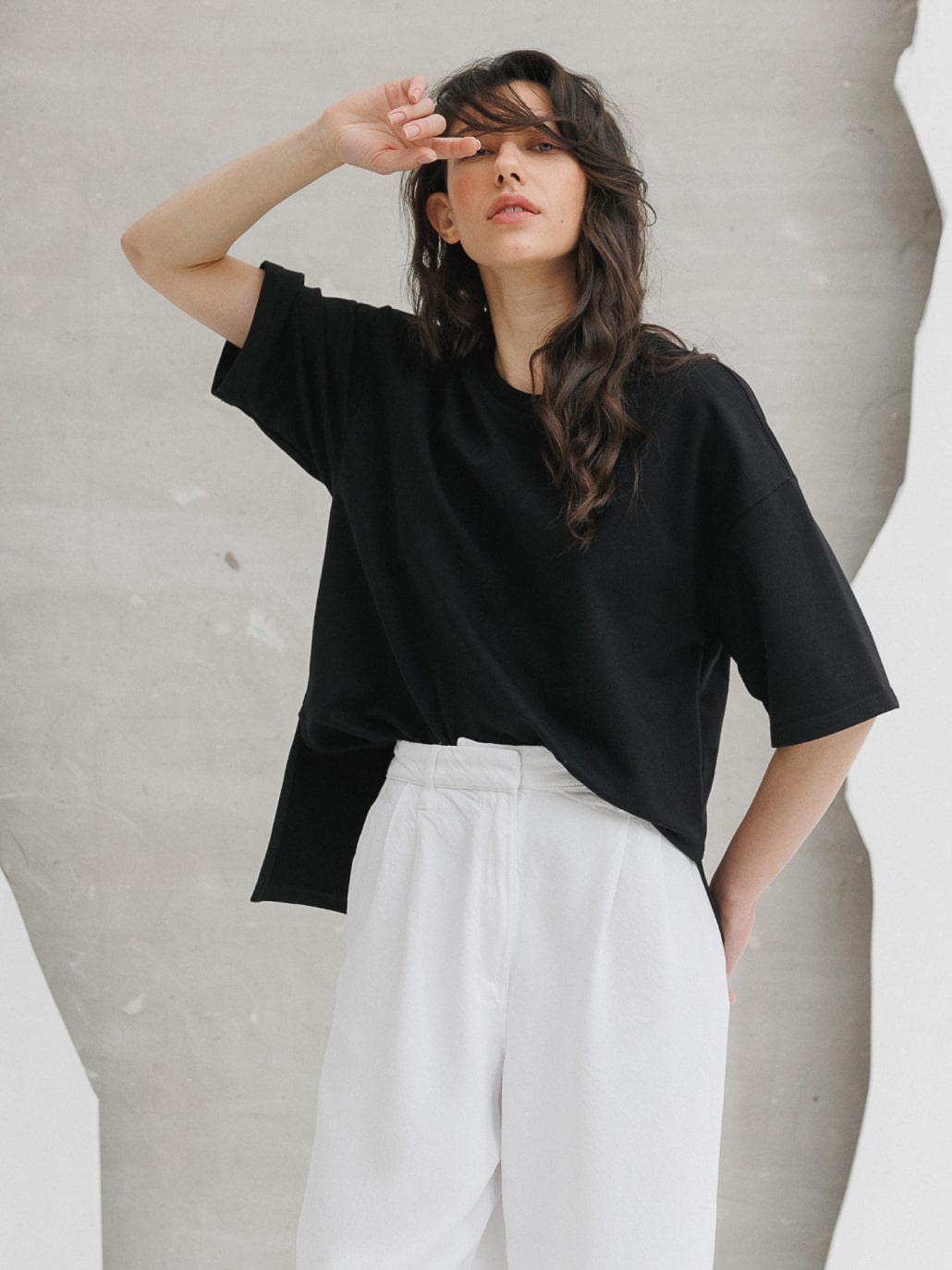 Футболка жіноча чорна