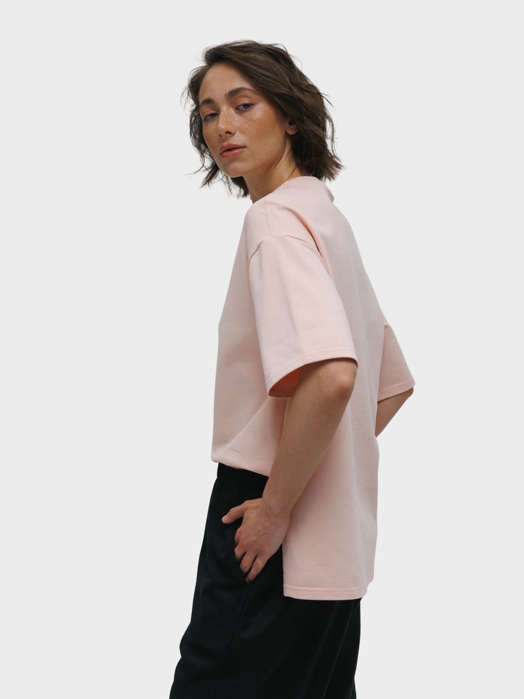 Футболка жіноча персикова