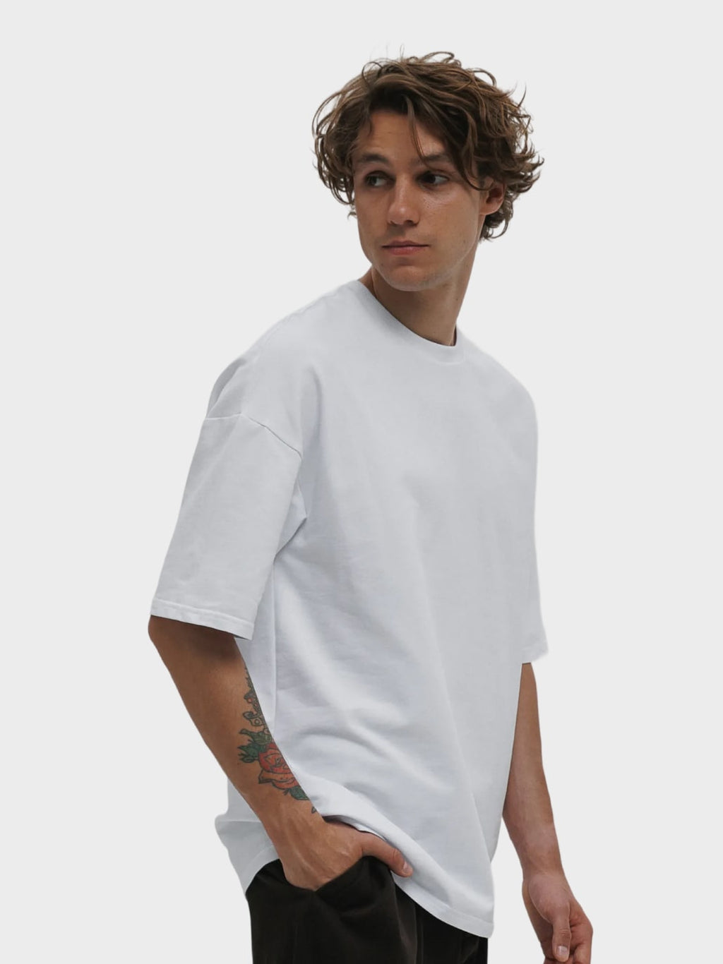 Футболка чоловіча біла